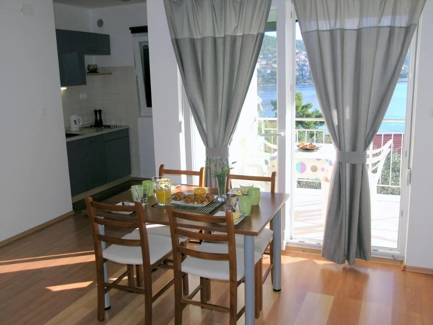 Apartments Aurelius - Relaxing With Gorgeous View Trogir